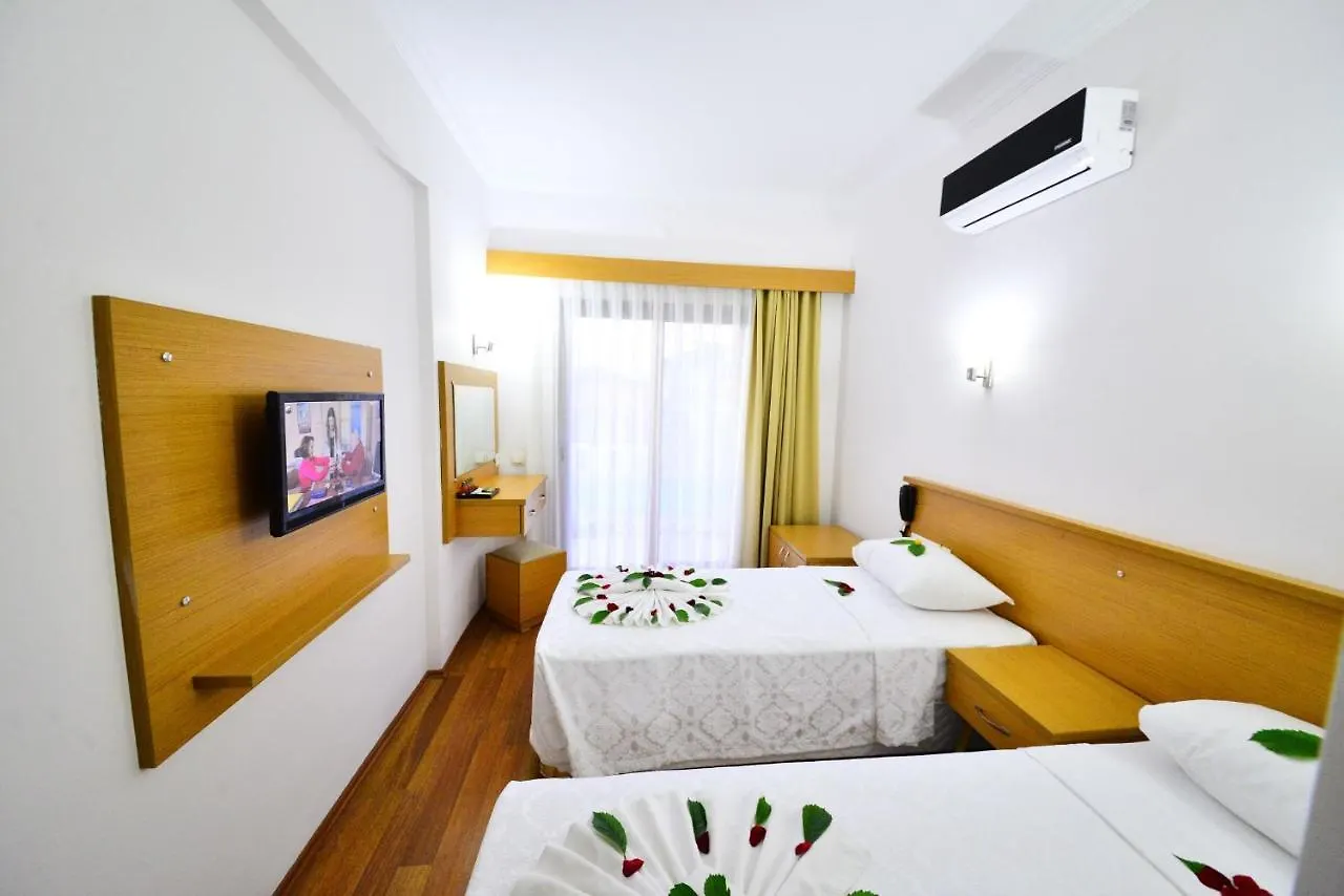 Edasu Hotels Fethiye 2*,